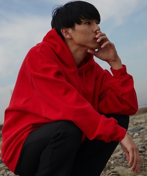 GILDAN(ギルダン)の「ヘビーブレンド 8.0oz フーディー プルオーバー(パーカー・メンズ・ホワイト/レッド/カーキ/マルーン/グレー/ブラック/ネイビー/ピンク・SMALL/MEDIUM/LARGE/X-LARGE/XX-LARGE)」の7枚目の写真