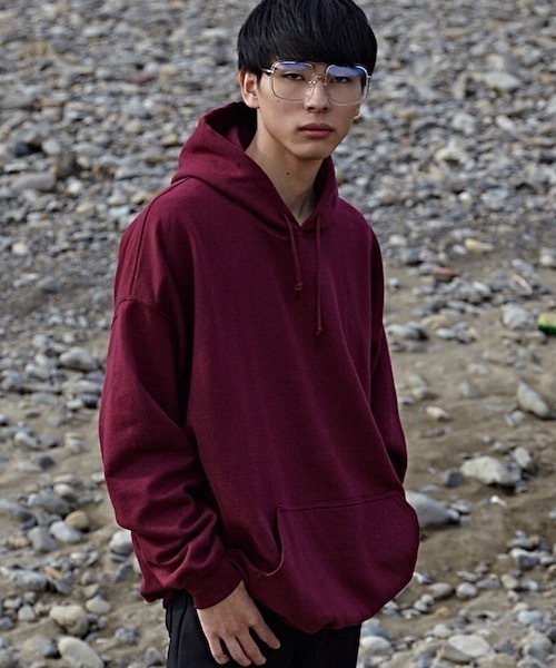 GILDAN(ギルダン)の「ヘビーブレンド 8.0oz フーディー プルオーバー(パーカー・メンズ・ホワイト/レッド/カーキ/マルーン/グレー/ブラック/ネイビー/ピンク・SMALL/MEDIUM/LARGE/X-LARGE/XX-LARGE)」の8枚目の写真