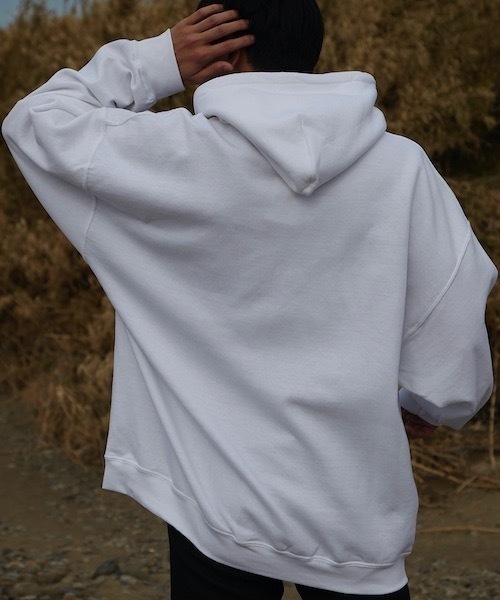 GILDAN(ギルダン)の「ヘビーブレンド 8.0oz フーディー プルオーバー(パーカー・メンズ・ホワイト/レッド/カーキ/マルーン/グレー/ブラック/ネイビー/ピンク・SMALL/MEDIUM/LARGE/X-LARGE/XX-LARGE)」の13枚目の写真