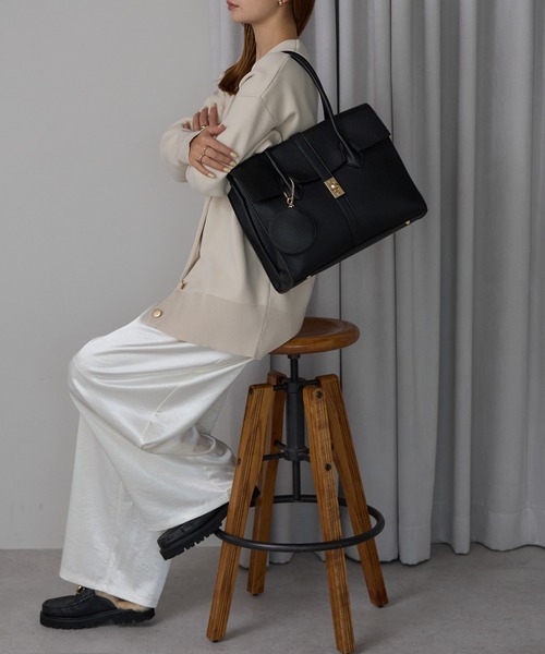 ◆JS834◆イタリア製◆エレガント◆5段◆サイドチェスト 整理箪笥◆洋服タンス◆引出し収納◆クラシカル◆猫脚◆彫刻◆ヨーロピアン◆木製 カントリーパインチェスト 幅90ｃｍ 衣類収納 タンス バレンシア 5