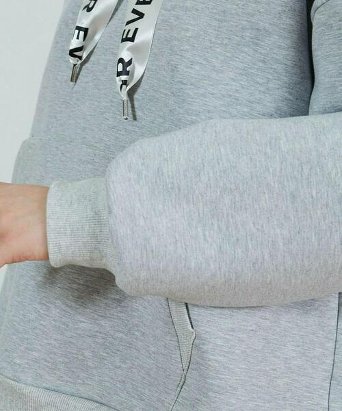 FRAPBOIS（フラボア）の「PARK リボンパーカー（パーカー・レディース・ブラック/グレー・1/2）」の6枚目の写真