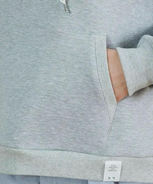 FRAPBOIS（フラボア）の「PARK リボンパーカー（パーカー・レディース・ブラック/グレー・1/2）」の7枚目の写真