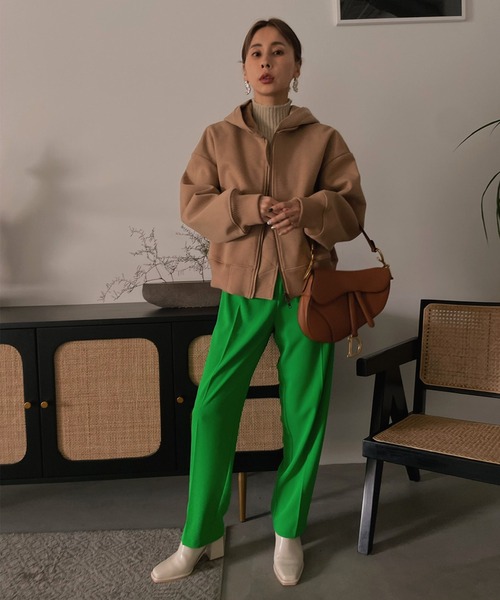 Ameri（アメリ）の「3WAY MA1 LIKE HOODIE（MA-1・レディース・ブラック/ベージュ/グレイッシュベージュ・FREE）」の5枚目の写真