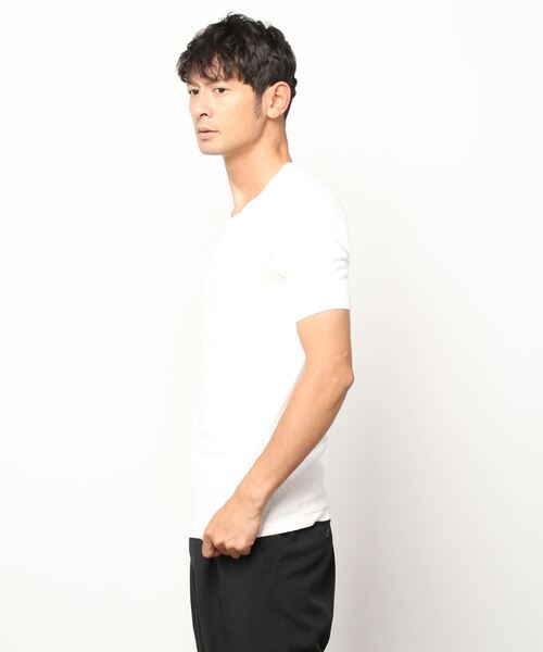 Ahe'hee（アヘヘ）の「Ahe'hee(アヘヘ) ＥＶＥＲＹＤＡＹ ＷＥＡＲ 　ヘンリーネックTシャツ（Tシャツ/カットソー・メンズ・ホワイト・MEDIUM/SMALL）」の2枚目の写真