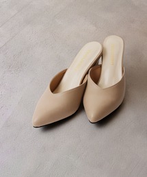 LibertyDoll Vカット7cmチャンキーヒール美脚ミュールサンダル