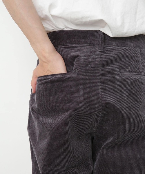 URBAN RESEARCH Sonny Label（アーバンリサーチサニーレーベル）の「コーデュロイワイドテーパードパンツ（その他パンツ・メンズ・ブラウン/アイボリー/チャコールグレー・MEDIUM/LARGE）」の17枚目の写真