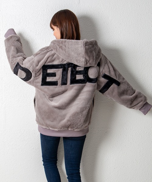 GGD（ジージーディー）の「エコファービッグシルエット裏ボアジップパーカージャケット（ブルゾン・レディース・ブラック/グレー/ホワイト・LL/L/M）」の3枚目の写真