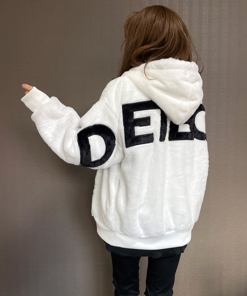 GGD（ジージーディー）の「エコファービッグシルエット裏ボアジップパーカージャケット（ブルゾン・レディース・ブラック/グレー/ホワイト・LL/L/M）」の9枚目の写真