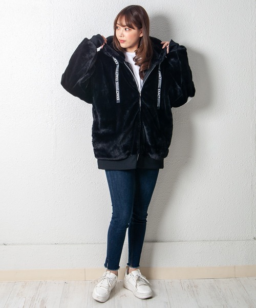 GGD（ジージーディー）の「エコファービッグシルエット裏ボアジップパーカージャケット（ブルゾン・レディース・ブラック/グレー/ホワイト・LL/L/M）」の15枚目の写真