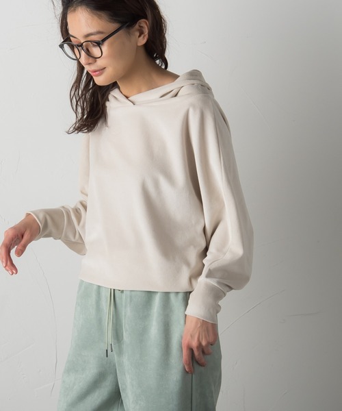 socolla（ソコラ）の「【socolla】抜けエリベロアプルオーバー≪洗濯機で洗える≫（Tシャツ/カットソー・レディース・チャコールグレー/カーキ/ピンク/オフホワイト・M）」の9枚目の写真