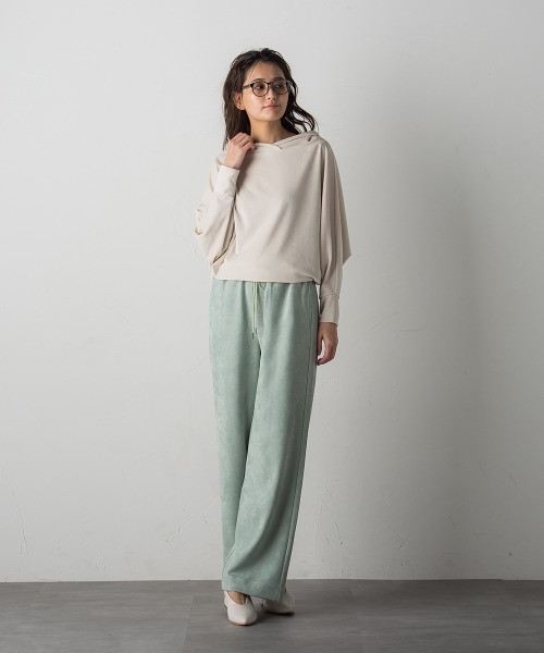 socolla（ソコラ）の「【socolla】抜けエリベロアプルオーバー≪洗濯機で洗える≫（Tシャツ/カットソー・レディース・チャコールグレー/カーキ/ピンク/オフホワイト・M）」の17枚目の写真