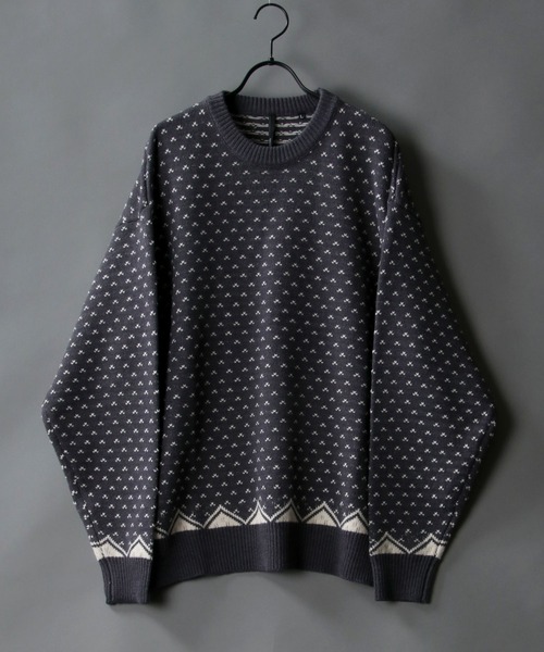 SITRY(シトリー)の「Bird's eye Jacquard Crew neck sweater/バーズアイ柄 ジャガード クルーネック ニット(ニット/セーター・メンズ・ベージュ/チャコールグレー/グリーン・M/L/XL)」の1枚目の写真