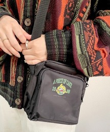 【 neonerdyboy コラボ 】ナイロンボディバッグ