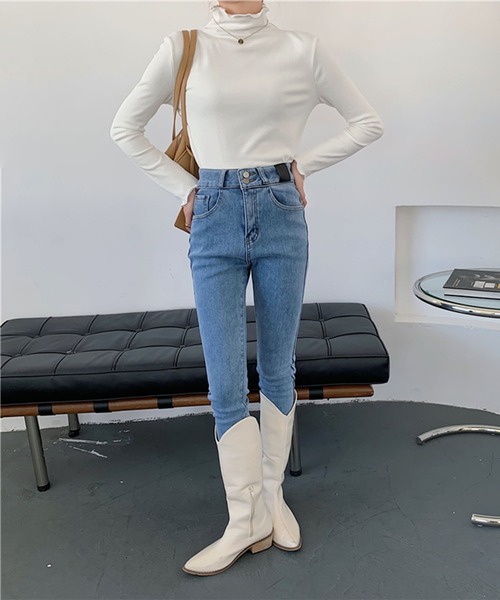 me+em select（ミームセレクト）の「【 11色展開 】裏起毛メローハイネックカットソートップス（Tシャツ/カットソー・レディース・キャメル/ホワイト/パープル/ベージュ/グリーン/ブラック/ブラウン/グレー/ネイビー/ダークグレー/ダークパープル・FREE）」の16枚目の写真