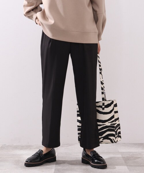 DRESKIP(ドレスキップ)の「◆ステッチストレートパンツ(その他パンツ・レディース・グリーン/ベージュ/ブラック・02/03/04)」の1枚目の写真