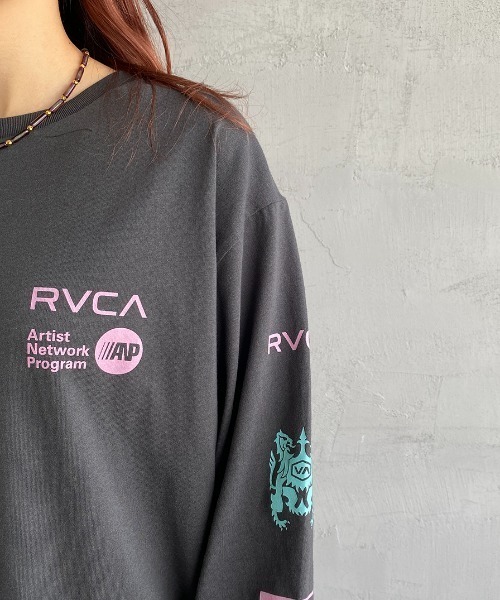 RVCA（ルーカ）の「[RVCA/ルーカ] BRANDED SLUB ST ロングスリーブプリントTシャツ（Tシャツ/カットソー・レディース・ホワイト/ブラック・S/M/L/XL）」の8枚目の写真