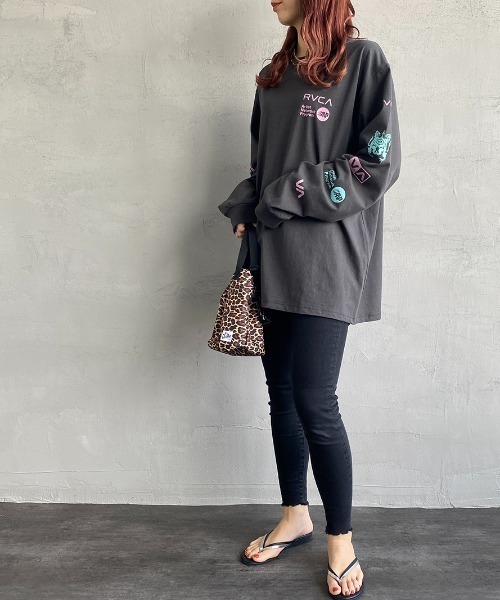 RVCA（ルーカ）の「[RVCA/ルーカ] BRANDED SLUB ST ロングスリーブプリントTシャツ（Tシャツ/カットソー・レディース・ホワイト/ブラック・S/M/L/XL）」の12枚目の写真