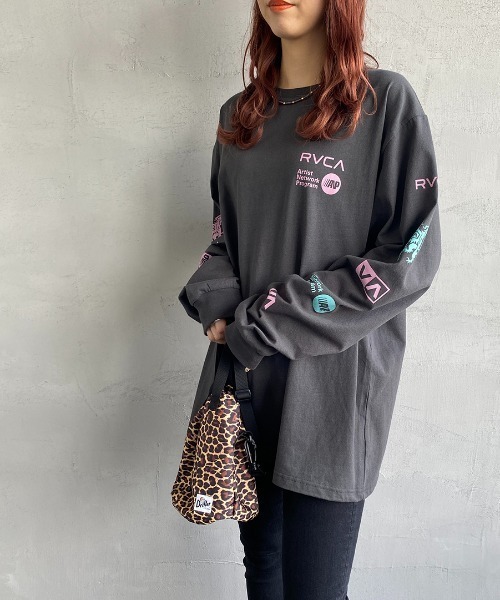 RVCA（ルーカ）の「[RVCA/ルーカ] BRANDED SLUB ST ロングスリーブプリントTシャツ（Tシャツ/カットソー・レディース・ホワイト/ブラック・S/M/L/XL）」の3枚目の写真