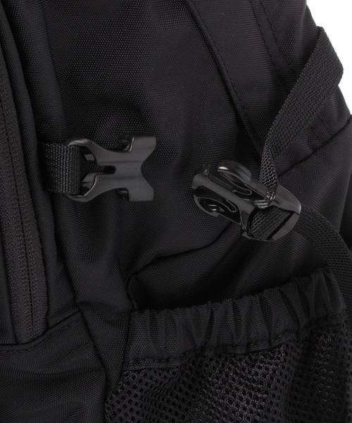 THE NORTH FACE(ザノースフェイス)の「【THE NORTH FACE(ザノースフェイス)】SINGLESHOT(バックパック/リュック・レディース・ブラック・FREE)」の18枚目の写真