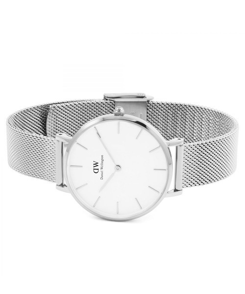 Daniel Wellington(ダニエルウェリントン)の「Daniel Wellington ダニエル・ウェリントン CLASSIC PETITE 32mm クオーツ腕時計 シルバー(アナログ腕時計・レディース・シルバー/シルバー×ブラック・ONE SIZE)」の4枚目の写真