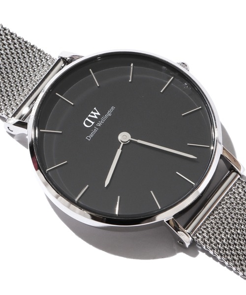 Daniel Wellington(ダニエルウェリントン)の「Daniel Wellington ダニエル・ウェリントン CLASSIC PETITE 32mm クオーツ腕時計 シルバー(アナログ腕時計・レディース・シルバー/シルバー×ブラック・ONE SIZE)」の9枚目の写真