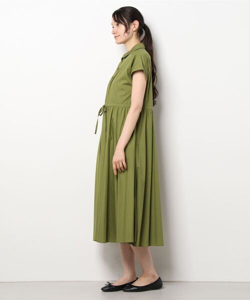 To b. by agnes b.(トゥービーバイアニエスベー)の「WD98 ROBE ロングシャツワンピース(シャツワンピース・レディース・カーキ・40/36/38)」の5枚目の写真