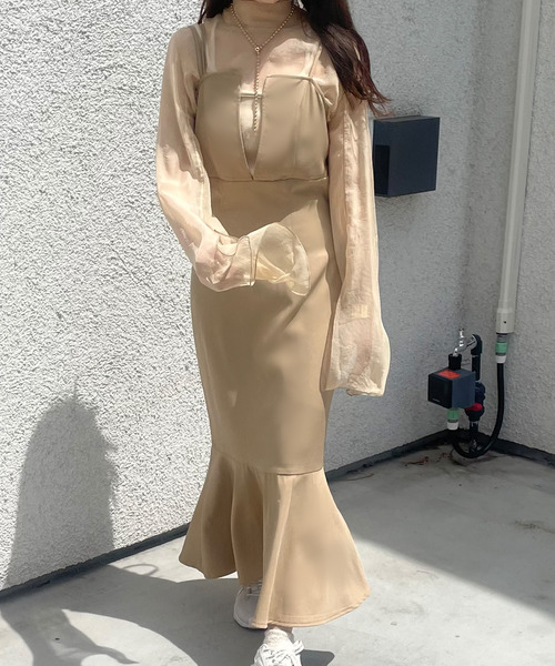 JUNOAH（ジュノア）の「マーメイドキャミワンピース（ワンピース・レディース・ブラック/ホワイト/ベージュ/チャコールグレー/ブラウン/カーキ・MEDIUM/LARGE/X-LARGE）」の7枚目の写真