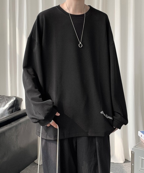 FVLMEN（フルメン）の「【FVLMEN】onepoint logo longsleeve tee/ワンポイント ロゴ ロングスリーブ T（Tシャツ/カットソー・メンズ・オフホワイト/ブラック/ブラウン/ベージュ/ブルー・MEDIUM/LARGE/X-LARGE）」の3枚目の写真