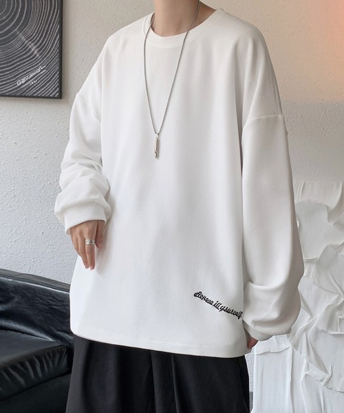 FVLMEN（フルメン）の「【FVLMEN】onepoint logo longsleeve tee/ワンポイント ロゴ ロングスリーブ T（Tシャツ/カットソー・メンズ・オフホワイト/ブラック/ブラウン/ベージュ/ブルー・MEDIUM/LARGE/X-LARGE）」の7枚目の写真