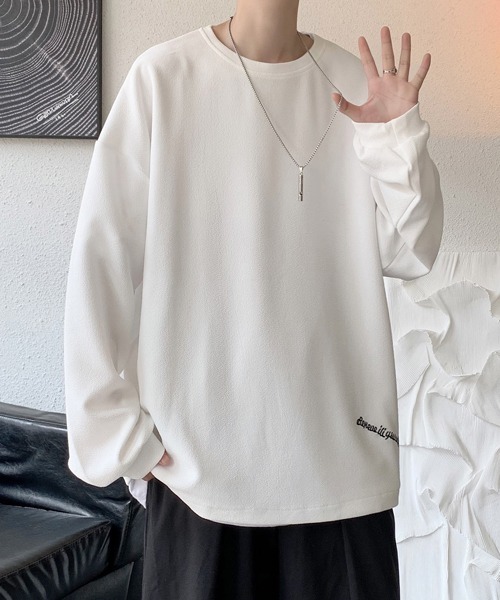 FVLMEN（フルメン）の「【FVLMEN】onepoint logo longsleeve tee/ワンポイント ロゴ ロングスリーブ T（Tシャツ/カットソー・メンズ・オフホワイト/ブラック/ブラウン/ベージュ/ブルー・MEDIUM/LARGE/X-LARGE）」の9枚目の写真