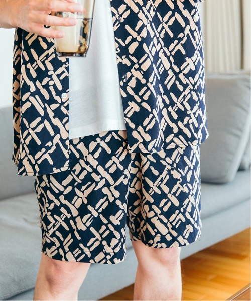 JOURNAL STANDARD(ジャーナルスタンダード)の「【WEB限定/半袖シャツ+ショーツ+巾着袋の3点セット】SUMMER セットアップ(シャツ/ブラウス・メンズ・ブラック/ダークグリーン/ブラウン/ベージュ系その他/グリーン系その他/ネイビー系1/ネイビー系2/ベージュ/ブラック系その他・MEDIUM/LARGE)」の11枚目の写真