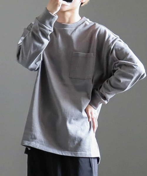 Ritzy(リッツィー)の「ポケット付きロングTシャツ レディース メンズ(Tシャツ/カットソー・メンズ・ホワイト/ブラック/ベージュ/パープル/サックスブルー/グリーン/ベージュ系その他/パープル系その他/チャコール/テラコッタ・MEDIUM/LARGE/X-LARGE)」の4枚目の写真