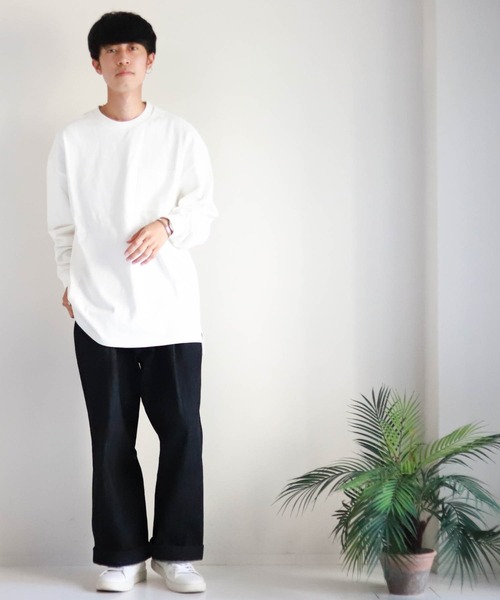 Ritzy(リッツィー)の「ポケット付きロングTシャツ レディース メンズ(Tシャツ/カットソー・メンズ・ホワイト/ブラック/ベージュ/パープル/サックスブルー/グリーン/ベージュ系その他/パープル系その他/チャコール/テラコッタ・MEDIUM/LARGE/X-LARGE)」の22枚目の写真