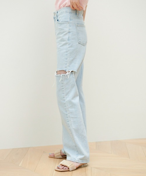 VIOLETTA（ヴィオレッタ）の「サイドスリットストレートデニムパンツ（デニムパンツ・レディース・ブルー・FREE）」の3枚目の写真