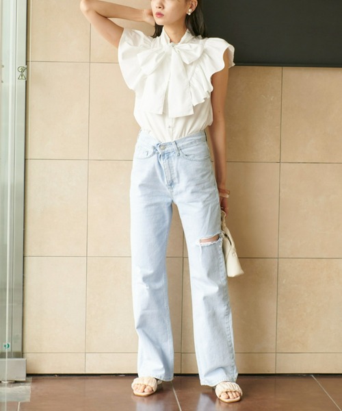 VIOLETTA（ヴィオレッタ）の「サイドスリットストレートデニムパンツ（デニムパンツ・レディース・ブルー・FREE）」の17枚目の写真