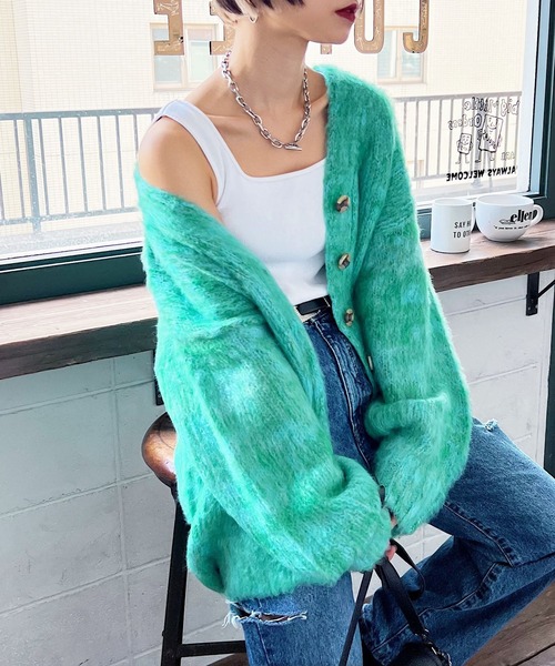 PAGEBOY（ページボーイ）の「ブラッシュヤーンVカーディガン（カーディガン/ボレロ・レディース・ブラック系その他/グリーン系その他/ピンク系その他/グレイッシュベージュ/ターコイズブルー系/オレンジ・FREE）」の17枚目の写真