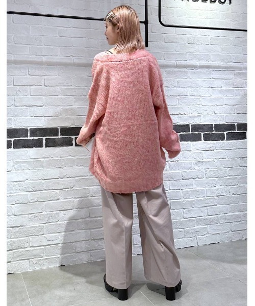 PAGEBOY（ページボーイ）の「ブラッシュヤーンVカーディガン（カーディガン/ボレロ・レディース・ブラック系その他/グリーン系その他/ピンク系その他/グレイッシュベージュ/ターコイズブルー系/オレンジ・FREE）」の15枚目の写真