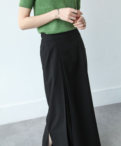 Chillfar（チルファー）の「カラースリットロングナロースカート（スカート・レディース・ブラック/オレンジ/ブルー/グリーン/アイボリー・MEDIUM/LARGE）」の13枚目の写真