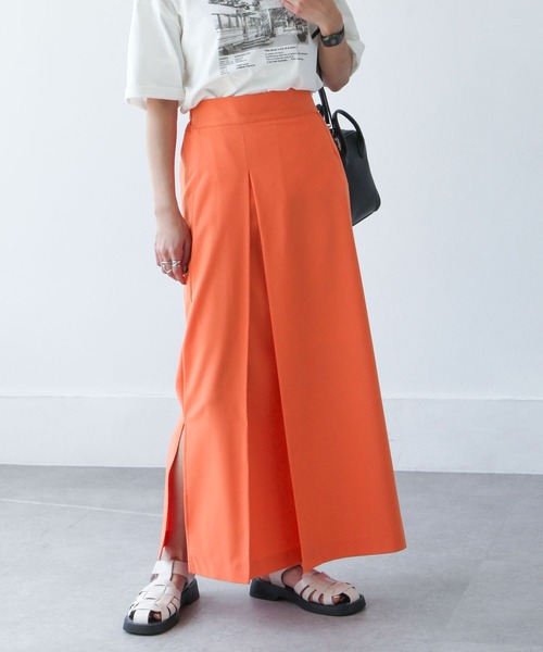 Chillfar（チルファー）の「カラースリットロングナロースカート（スカート・レディース・ブラック/オレンジ/ブルー/グリーン/アイボリー・MEDIUM/LARGE）」の15枚目の写真