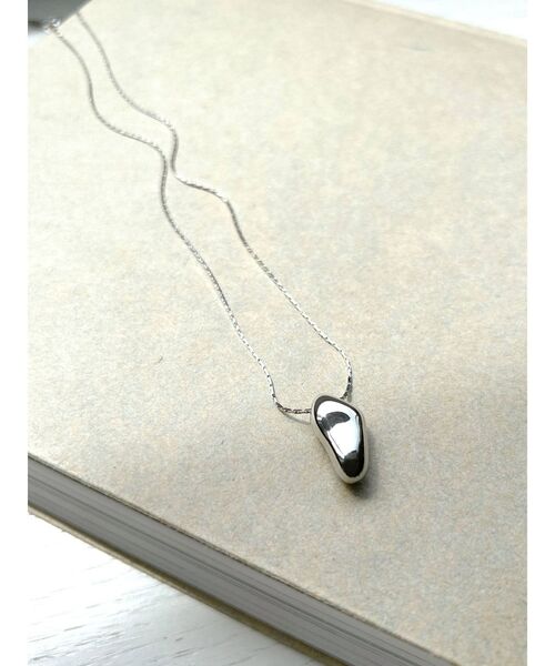 Ungrid（アングリッド）の「モチーフロングネックレス（ネックレス・レディース・シルバー/ゴールド・FREE）」の4枚目の写真