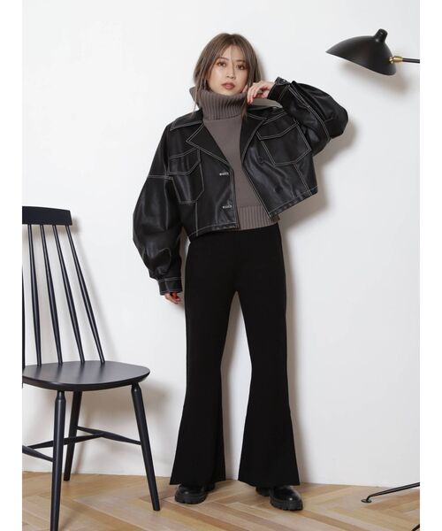 MURUA（ムルーア）の「フェイクレザーショートジャケット（ブルゾン・レディース・ブラック/アイボリー/ダークグレー・FREE）」の15枚目の写真