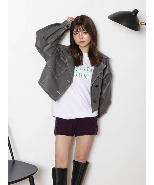 MURUA（ムルーア）の「フェイクレザーショートジャケット（ブルゾン・レディース・ブラック/アイボリー/ダークグレー・FREE）」の20枚目の写真