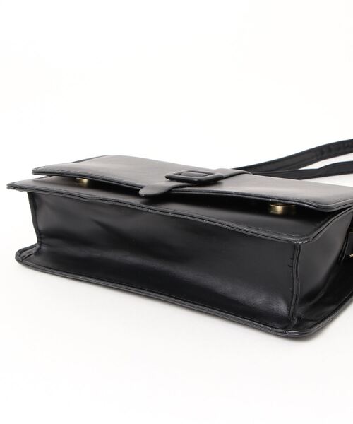 ibeul_（イベール）の「ツイストベルトショルダーバッグ（ショルダーバッグ・レディース・ホワイト/ブラック/ベージュ/ブラウン・FREE）」の17枚目の写真