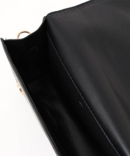 ibeul_（イベール）の「ツイストベルトショルダーバッグ（ショルダーバッグ・レディース・ホワイト/ブラック/ベージュ/ブラウン・FREE）」の16枚目の写真