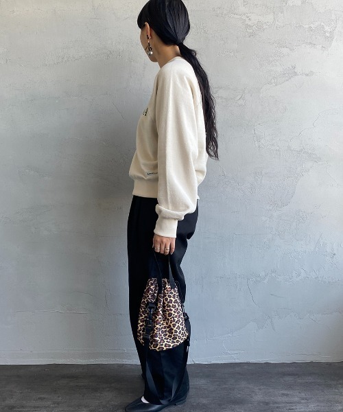 AMERICANA（アメリカーナ）の「【STORY 12月号掲載】[Americana×JEANS FACTORY/アメリカーナ×ジーンズファクトリー] 別注 クラシックロゴプリント クルーネックスウェット（スウェット・レディース・アイボリー/チョコ/グリーン・ONE SIZE）」の12枚目の写真