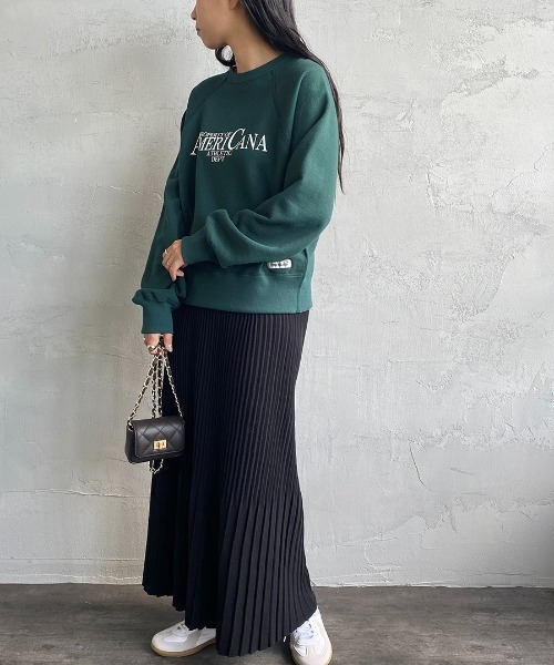 AMERICANA（アメリカーナ）の「【STORY 12月号掲載】[Americana×JEANS FACTORY/アメリカーナ×ジーンズファクトリー] 別注 クラシックロゴプリント クルーネックスウェット（スウェット・レディース・アイボリー/チョコ/グリーン・ONE SIZE）」の6枚目の写真