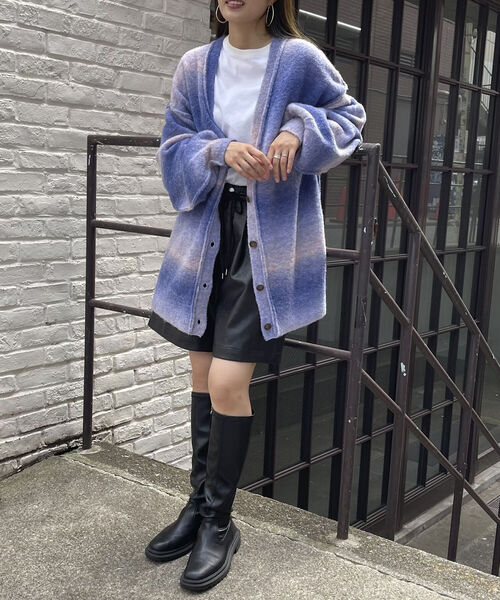 fredy emue(フレディエミュ)の「グラデーションニットカーディガン(カーディガン/ボレロ・レディース・ベージュ系その他/ブルー系その他/ピンク系その他・38)」の14枚目の写真