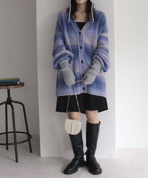 fredy emue(フレディエミュ)の「グラデーションニットカーディガン(カーディガン/ボレロ・レディース・ベージュ系その他/ブルー系その他/ピンク系その他・38)」の19枚目の写真