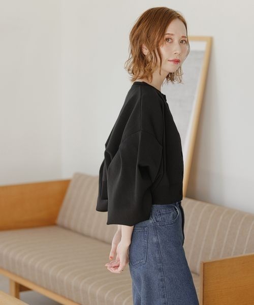 mysty woman(ミスティウーマン)の「【harekoさんコラボ】スーパーボリュームスリーブカーディガン 164687(カーディガン/ボレロ・レディース・ブラック/ベージュ/パープル/アイボリー・FREE)」の10枚目の写真