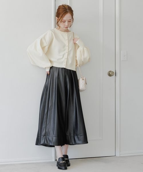 mysty woman(ミスティウーマン)の「【harekoさんコラボ】スーパーボリュームスリーブカーディガン 164687(カーディガン/ボレロ・レディース・ブラック/ベージュ/パープル/アイボリー・FREE)」の22枚目の写真